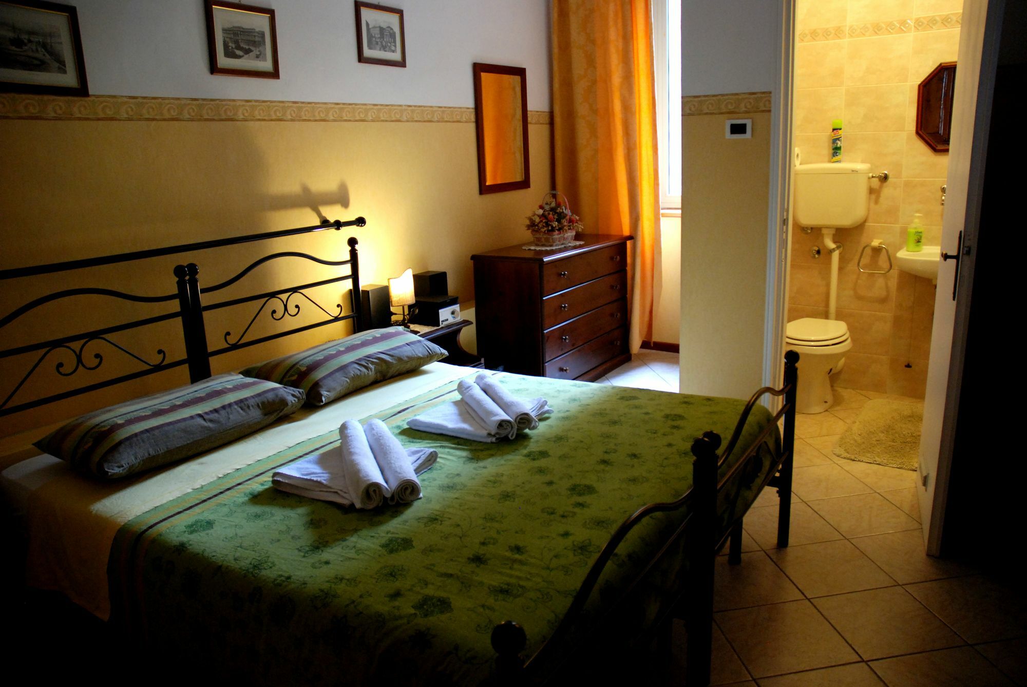 Affittacamere Girasole Trieste Exterior foto